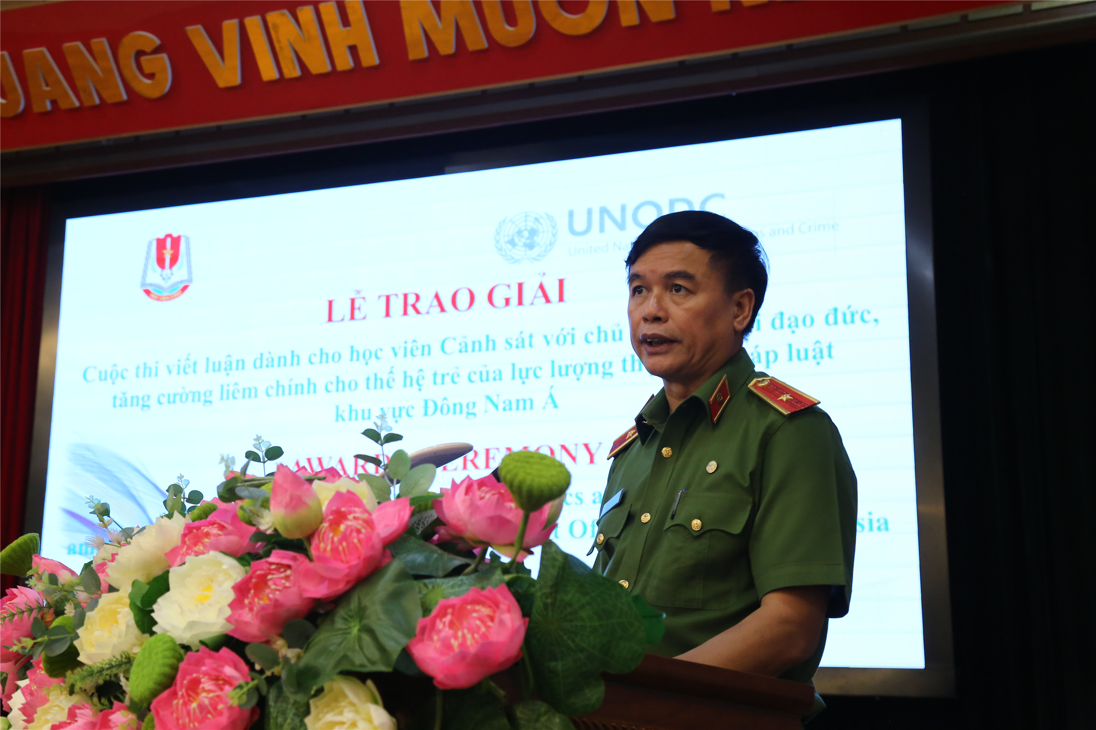 Phó Giám đốc Nguyễn Đắc Hoan phát biểu tại buổi lễ.