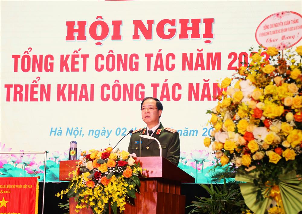 Tư lệnh Trần Hải Quân phát biểu tại Hội nghị.
