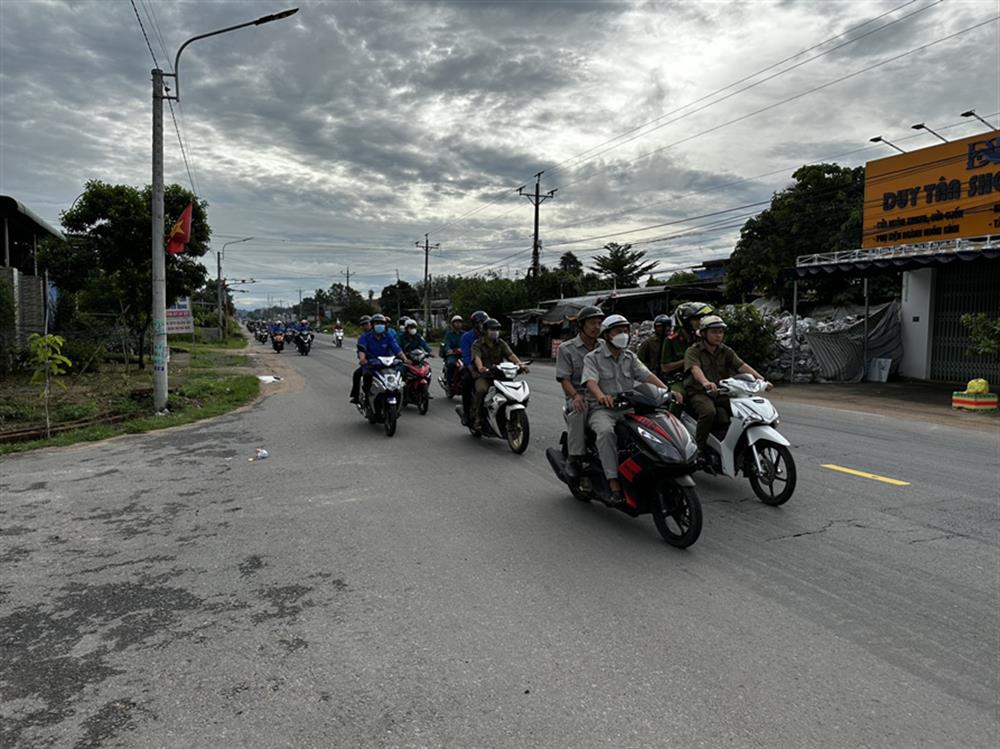 Ra quân cao điểm