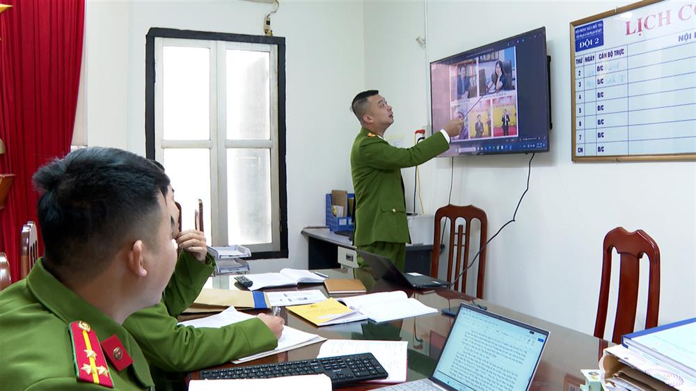 Nghiên cứu tài liệu, khoanh vùng, đấu tranh với các đối tượng trong vụ án.