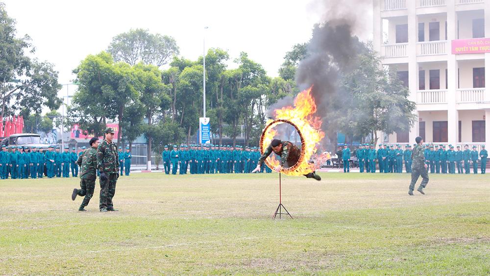 ngày 22/12 đã trở thành ngày hội lớn của toàn dân tộc với các hoạt động hướng vào chủ đề quốc phòng và quân đội.