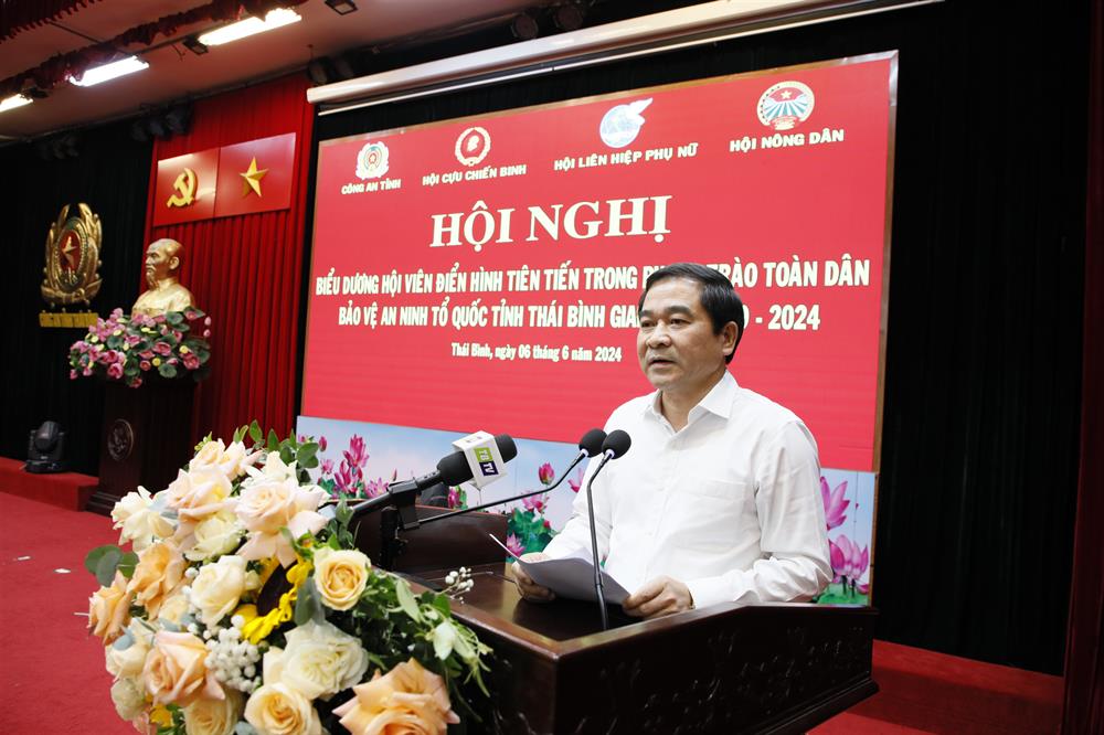 Đồng chí Nguyễn Tiến Thành – Phó Bí thư Thường trực Tỉnh ủy, Chủ tịch HĐND tỉnh phát biểu chỉ đạo tại hội nghị.