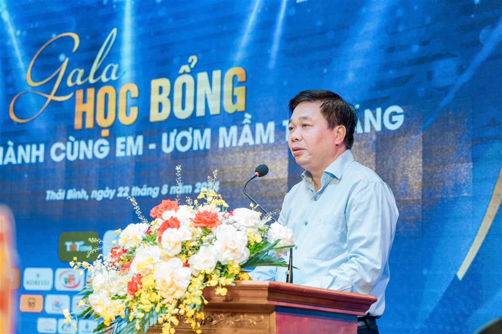 Đồng chí Nguyễn Quang Hưng, Phó Chủ tịch thường trực Ủy ban nhân dân tỉnh Thái Bình phát biểu tại chương trình.