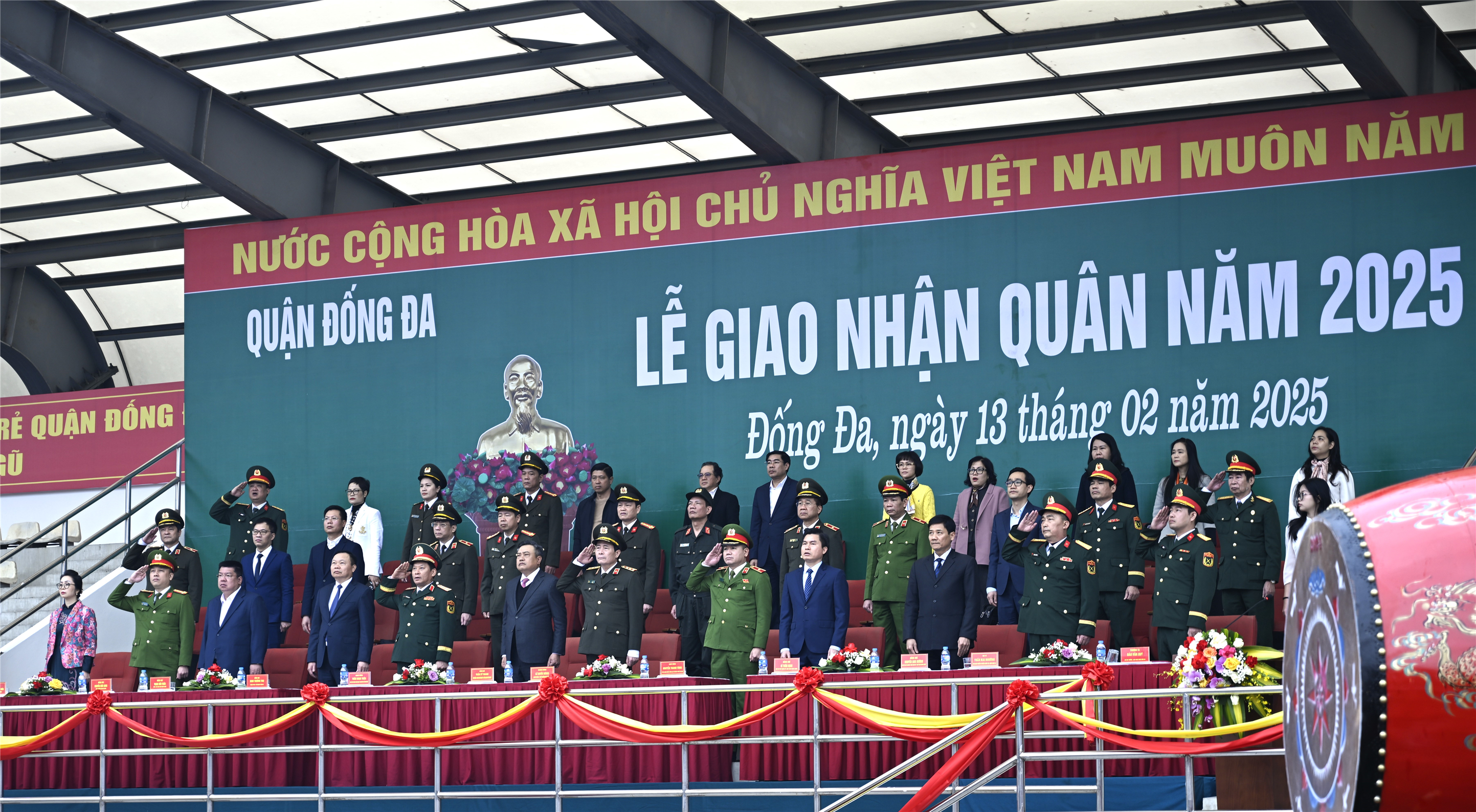 Các đại biểu dự Lễ giao, nhận quân năm 2025 tại quận Đống Đa, TP Hà Nội.