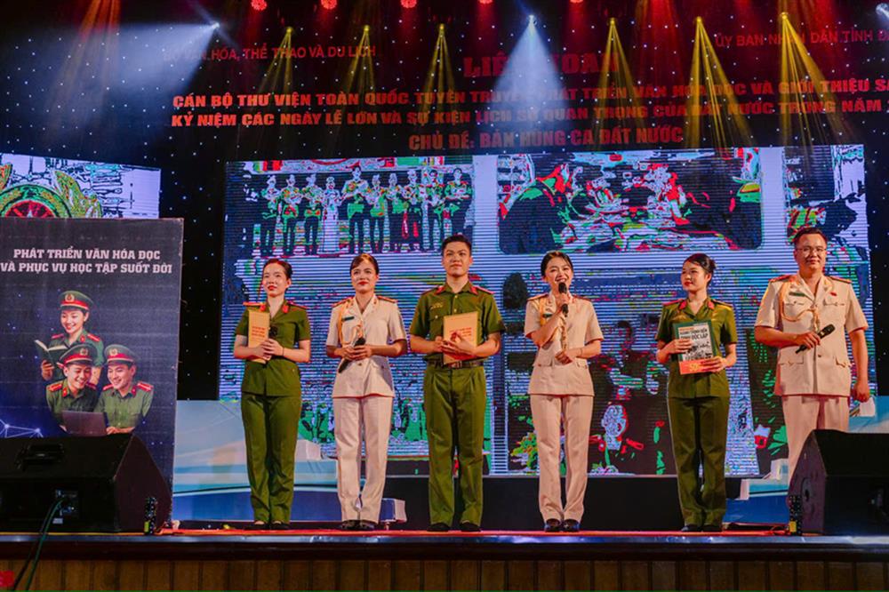 Một số hình ảnh về phần thi của đoàn Thư viện Học viện CSND.