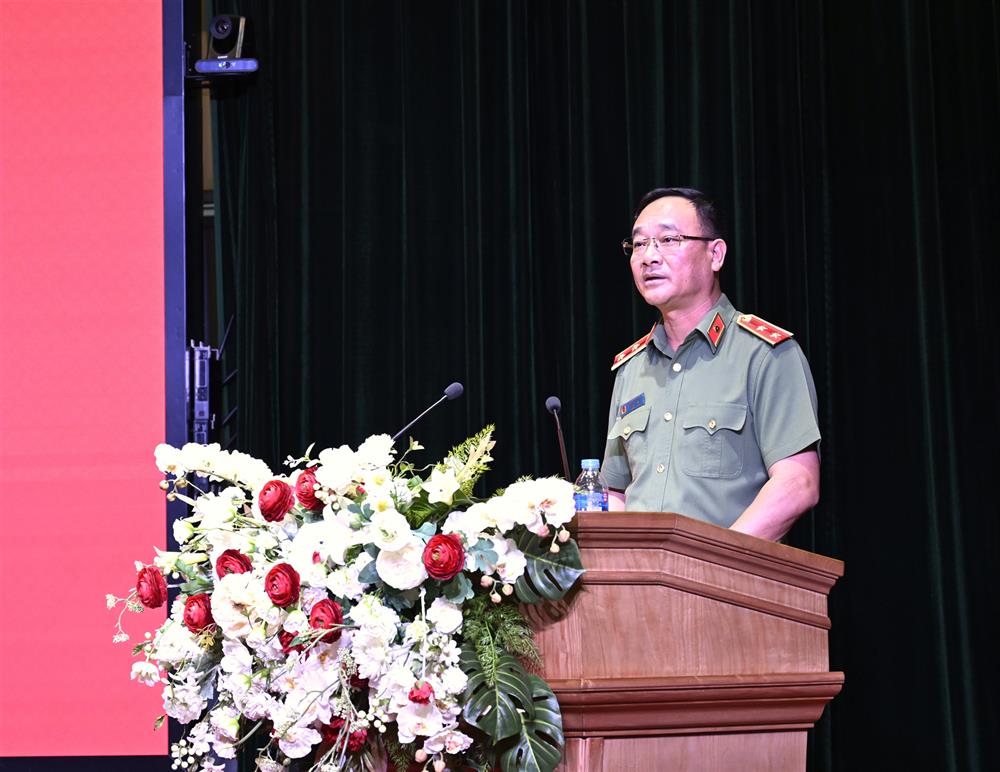 Thứ trưởng Phạm Thế Tùng phát biểu tại Hội nghị.