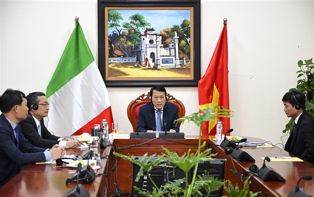 hội đàm trực tuyến với Ngài Matteo Piantedosi, Bộ trưởng Bộ Nội vụ Italy.