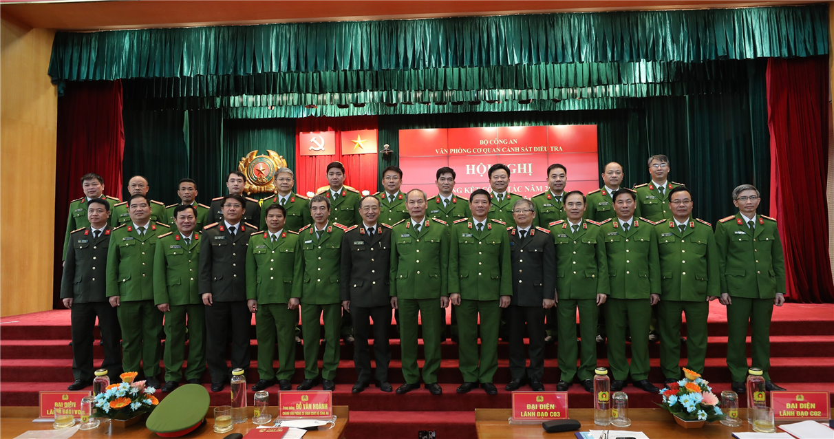 Các đại biểu dự Hội nghị.