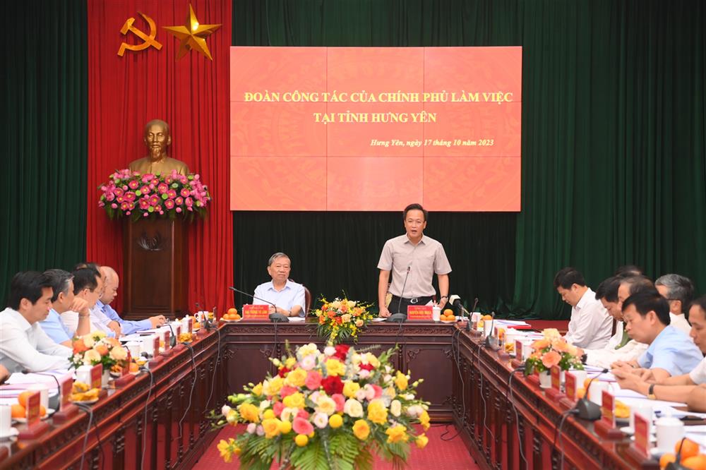 Bí thư Tỉnh ủy Hưng Yên Nguyễn Hữu Nghĩa phát biểu tại buổi làm việc.