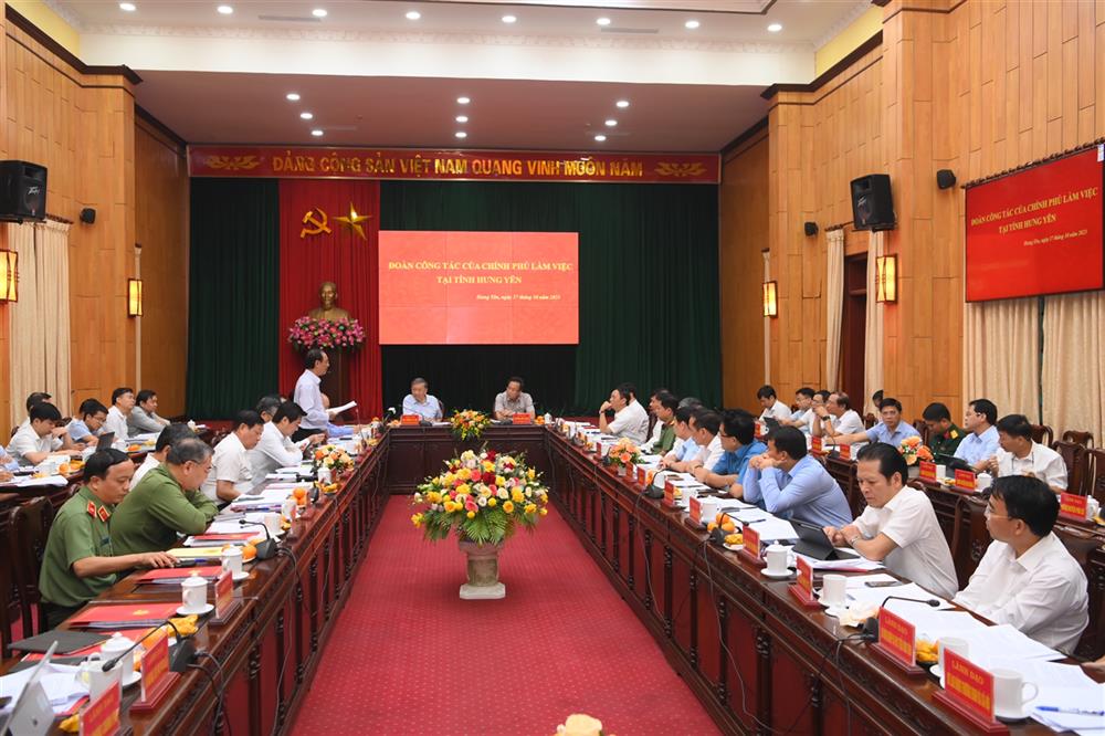 Toàn cảnh buổi làm việc.
