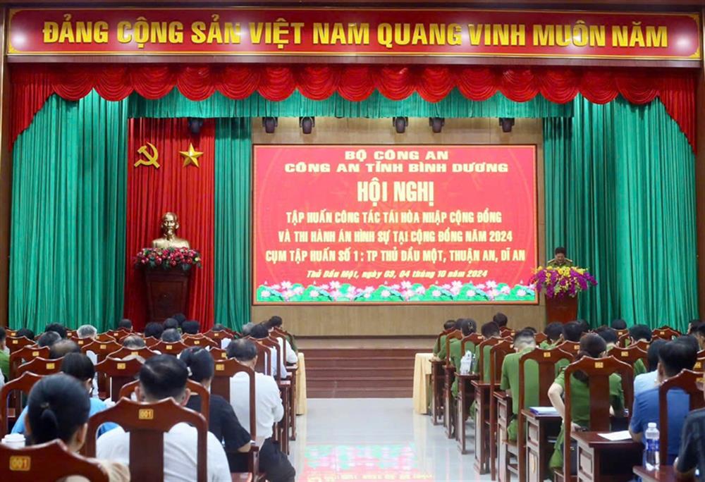 Toàn cảnh Hội nghị tập huấn.