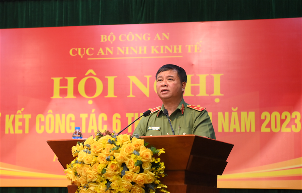 Trung tướng Nguyễn Đình Thuận, Cục trưởng Cục An ninh kinh tế phát biểu kết luận Hội nghị.