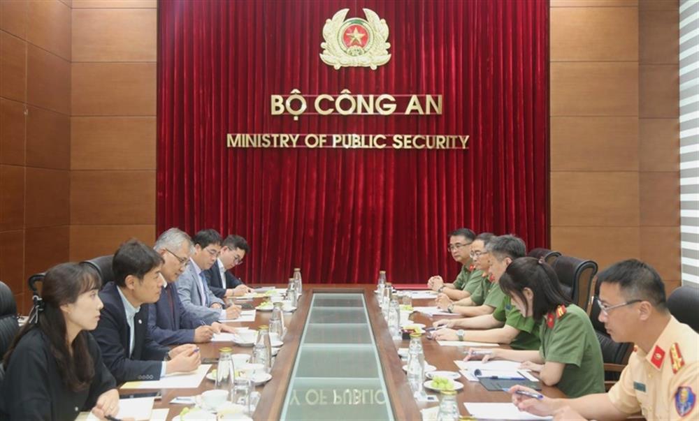 Toàn cảnh buổi tiếp.