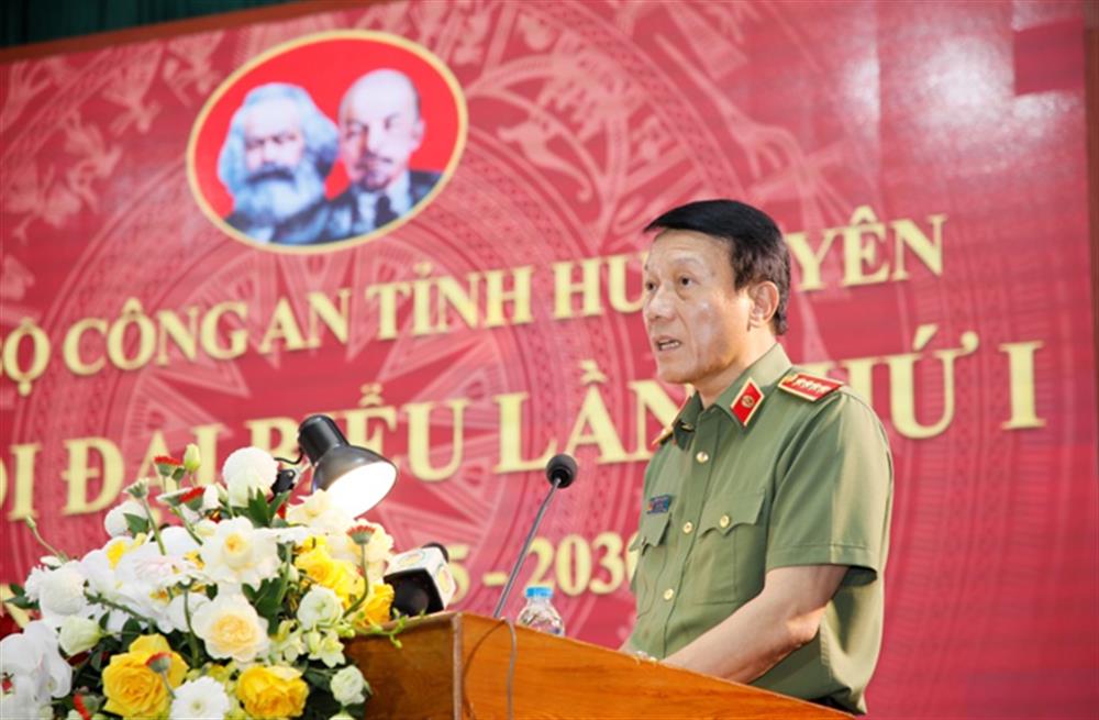 Đại tướng Lương Tam Quang, Uỷ viên Bộ Chính trị, Bí thư Đảng uỷ Công an Trung ương, Bộ trưởng Bộ Công an phát biểu chỉ đạo tại Đại hội.