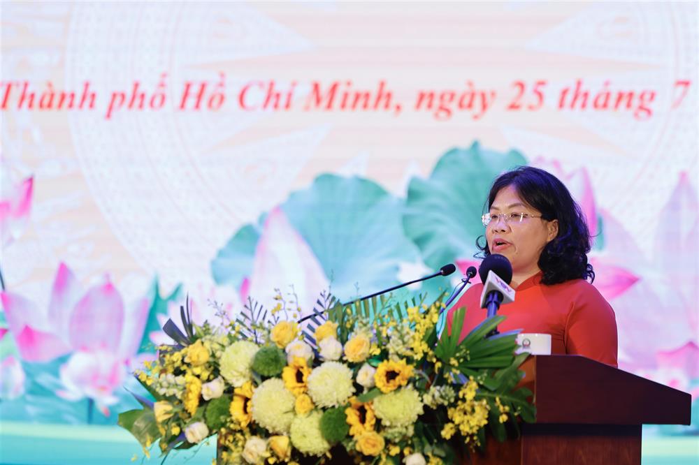 Đồng chí Nguyễn Trường Nhật Phượng, Phó Chủ tịch HĐND TPHCM phát biểu tại Ngày hội.