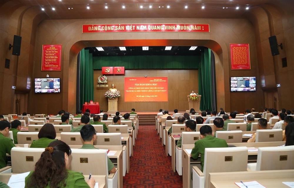 Dự thảo Thông tư đề xuất thành phần tham dự tọa đàm khoa học cấp bộ, cấp cơ sở không quá 50 đại biểu.