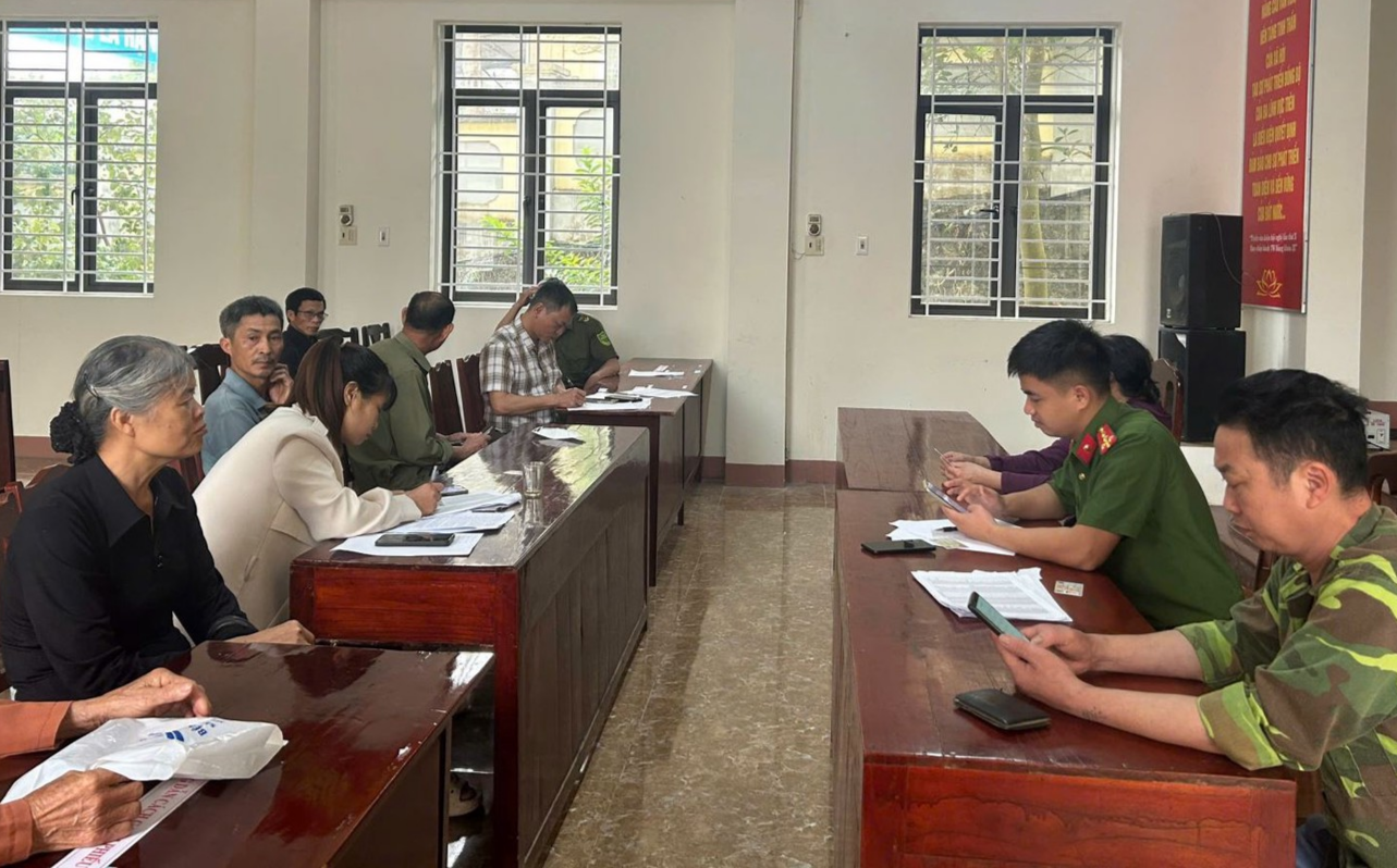 CAX Vĩnh Chân hướng dẫn, tích hợp tài khoản hưởng an sinh xã hội và giấy tờ khác trên VNeid cho Nhân dân.jpg