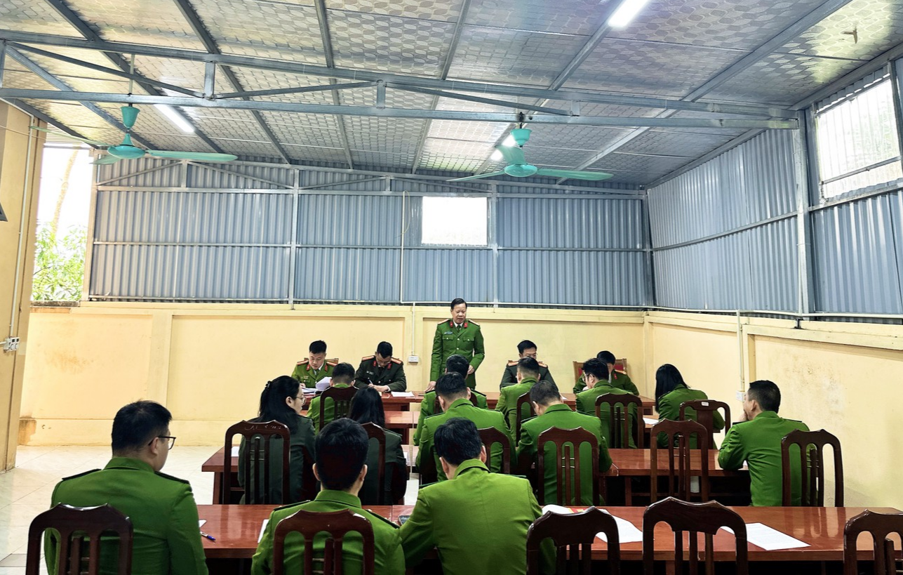 Công an xã Cao Sơn thường xuyên quán triệt nội dung phong trào thi đua _Ba Nhất_ gắn với các mặt công tác chuyên môn của đơn vị.jpeg