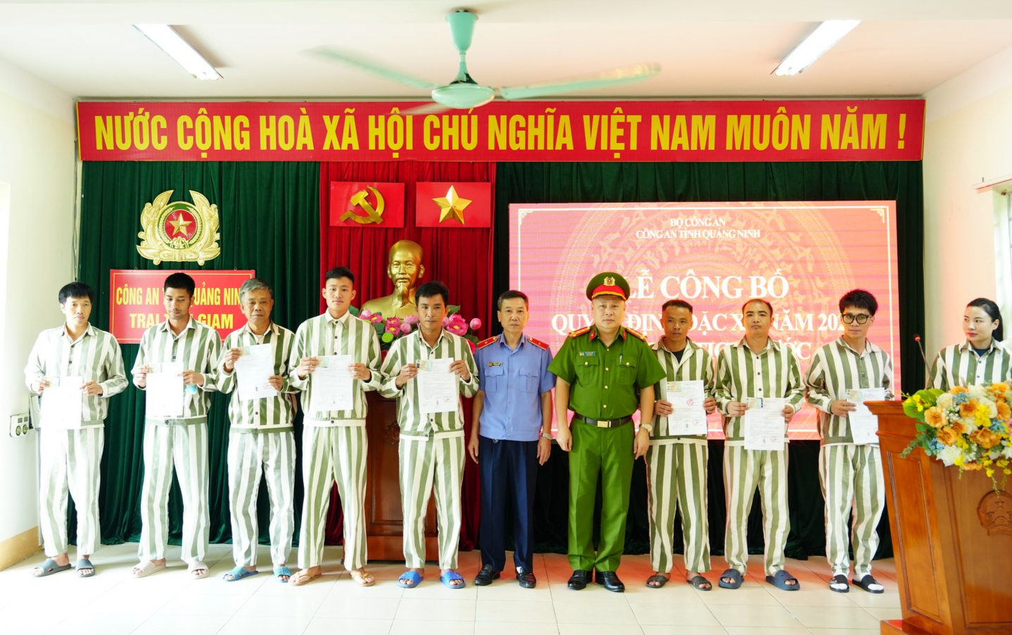 quảng ninh.jpg