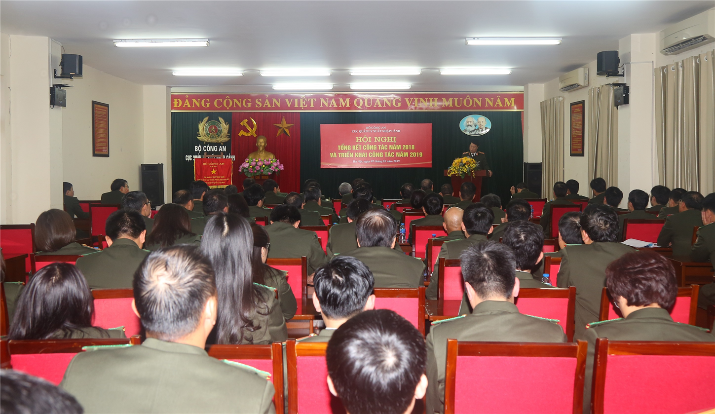 Các đại biểu tham dự Hội nghị.