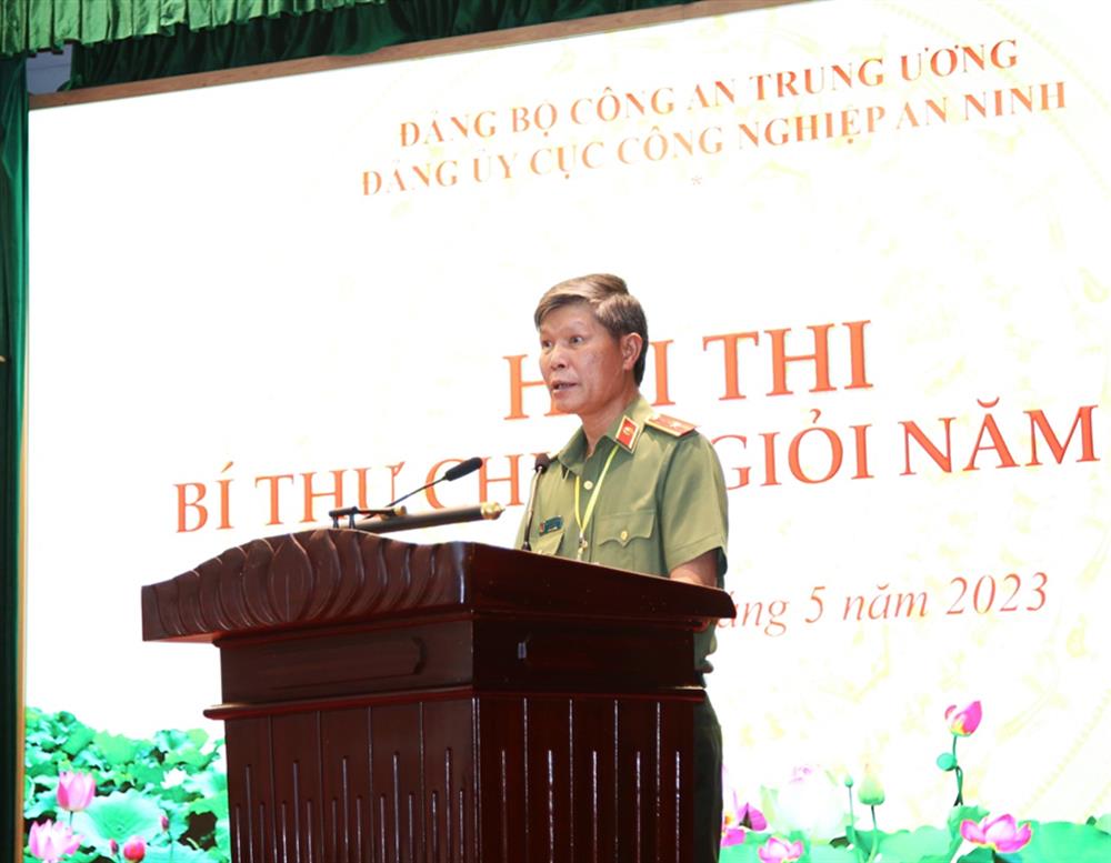 Phát biểu khai mạc Hội thi, Thiếu tướng Nguyễn Thanh Trang, Bí thư Đảng ủy, Cục trưởng Cục Công nghiệp an ninh nhấn mạnh: Hội thi nhằm bồi dưỡng, nâng cao kiến thức nghiệp vụ công tác đảng cho đội ngũ Bí thư chi bộ; tạo điều kiện để các đồng chí Bí thư chi bộ học tập, trao đổi kinh nghiệm, nhằm góp phần nâng cao chất lượng sinh hoạt chi bộ, nâng cao năng lực lãnh đạo, kỹ năng xử lý tình huống thực tế.