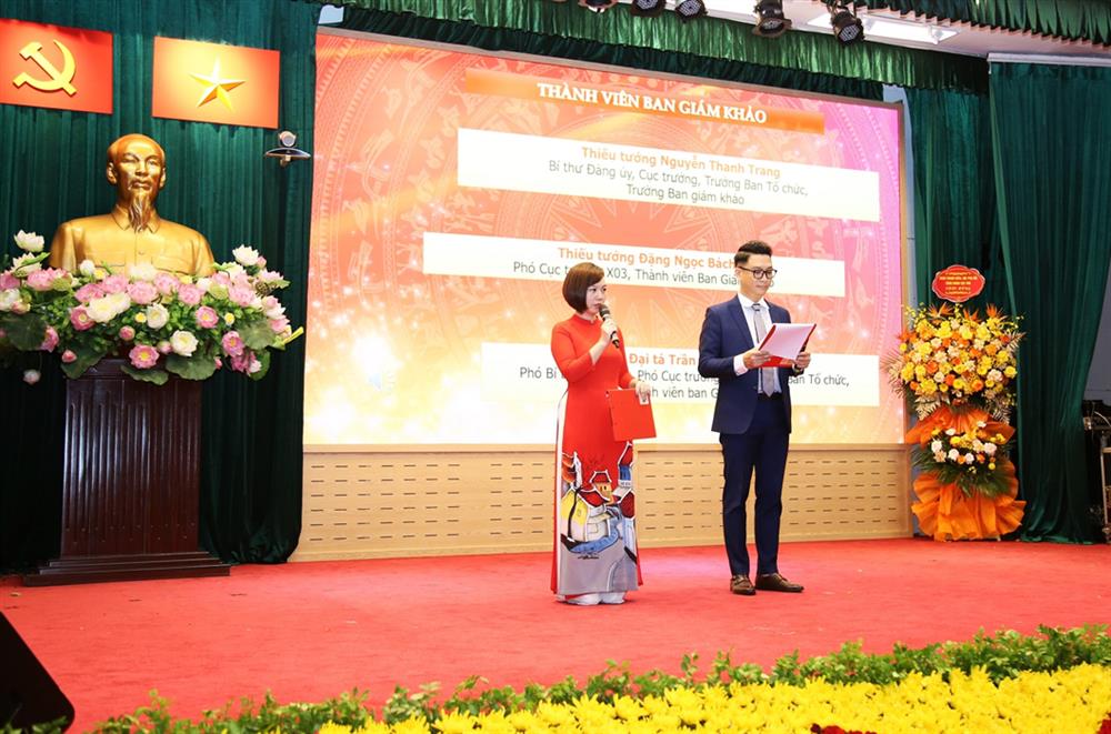 Đây cũng là dịp để tuyên truyền, phổ biến các nghị quyết, quy định của Đảng, nhân rộng các điển hình tiên tiến; cổ vũ, động viên, thúc đẩy cán bộ, đảng viên hoàn thành tốt nhiệm vụ được giao.