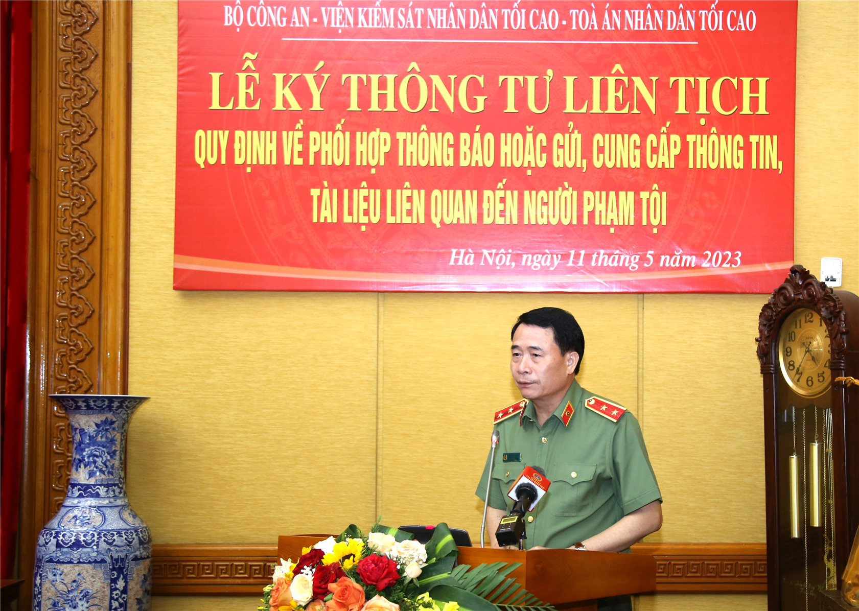 Thứ trưởng Lê Quốc Hùng phát biểu tại buổi Lễ.