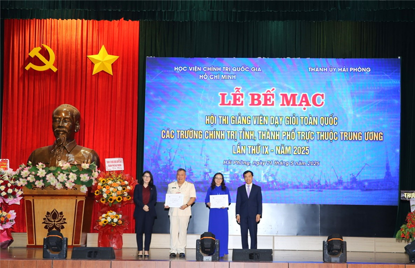 Các giảng viên dự thi sẽ thực hiện các nội dung thi, gồm: thi giáo án, thi giảng và thi xử lý tình huống sư phạm.