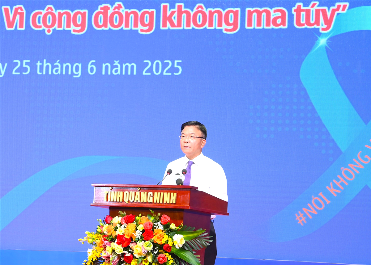 Phó Thủ tướng Chính phủ Lê Thành Long phát biểu chỉ đạo tại buổi Lễ.