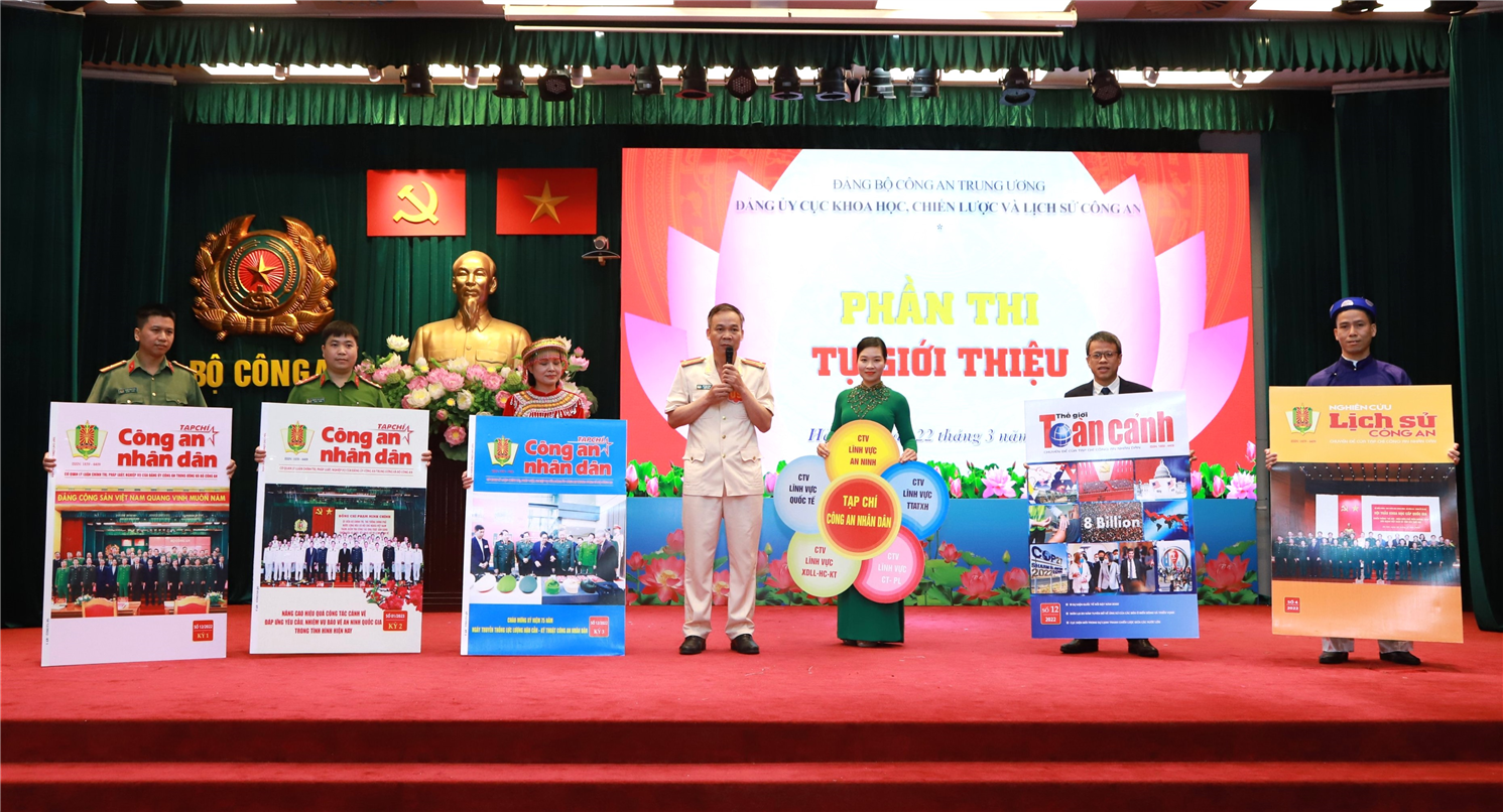 mỗi thí sinh tham gia dự thi sẽ thực hiện 02 nội dung: Thi viết và Thi sân khấu hoá.