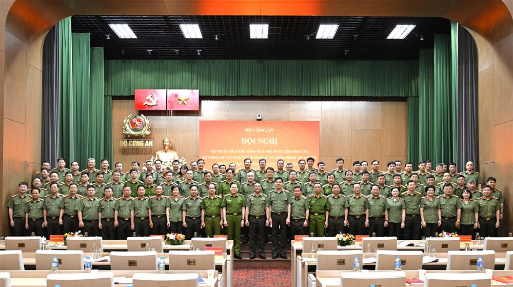 Các đại biểu dự Hội nghị.