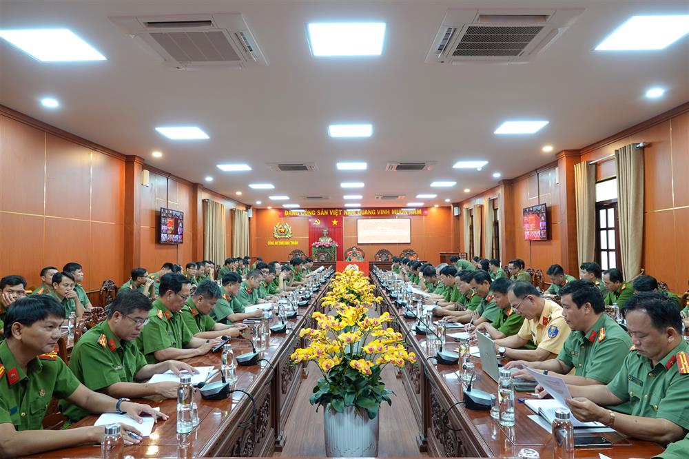 Hội nghị chuyên đề học tập và làm theo tư tưởng, đạo đức, phong cách  Hồ Chí Minh.