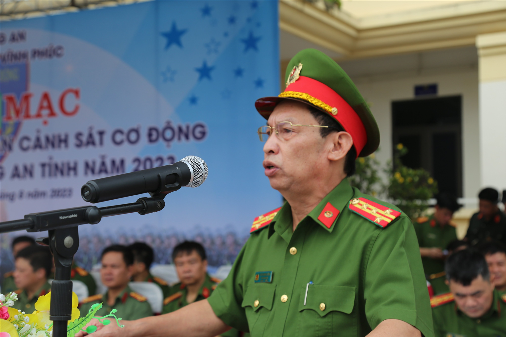 Đại tá Trần Minh Dũng, Phó Giám đốc Công an tỉnh phát biểu tại buổi Lễ.
