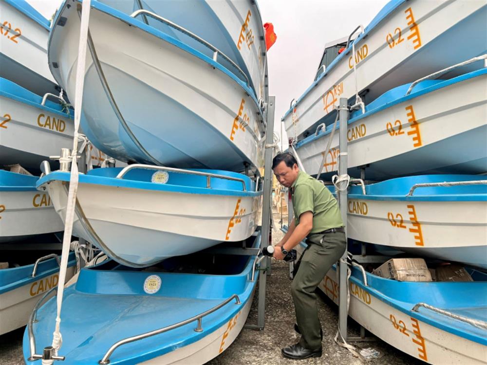 Số phương tiện đường thủy giúp lực lượng Công an tỉnh Thừa Thiên-Huế thực hiện tốt công tác phòng, chống thiên tai và cứu nạn, cứu hộ.