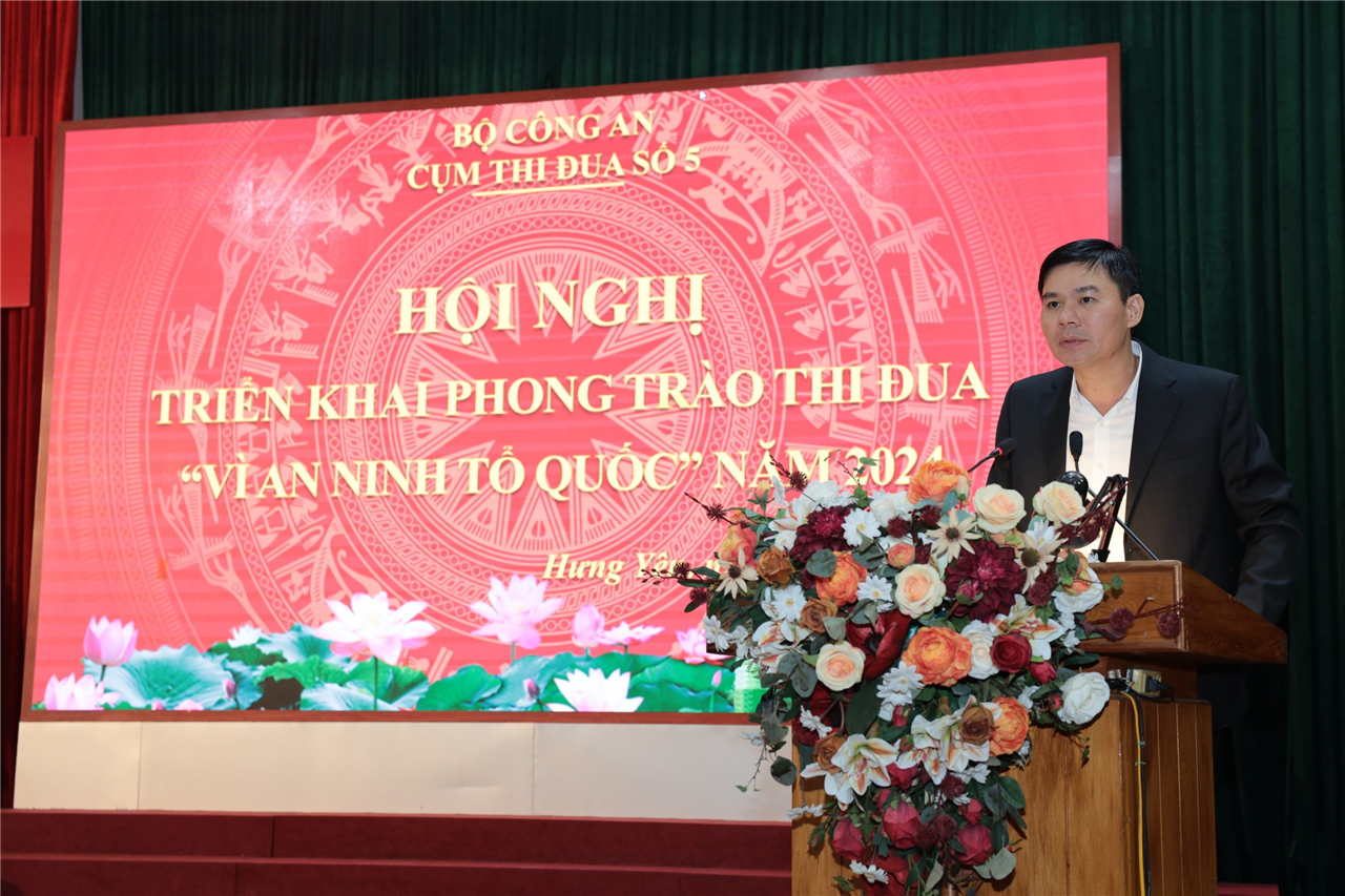 Đồng chí Nguyễn Lê Huy phát biểu tại Hội nghị.