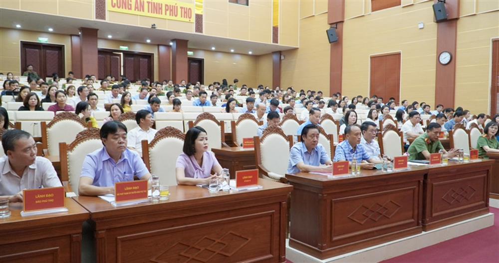 Các đại biểu dự Hội nghị.