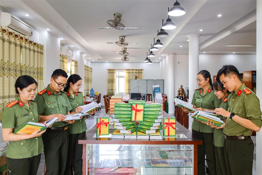 CBCS hưởng ứng Ngày sách và Văn hóa đọc năm 2025.