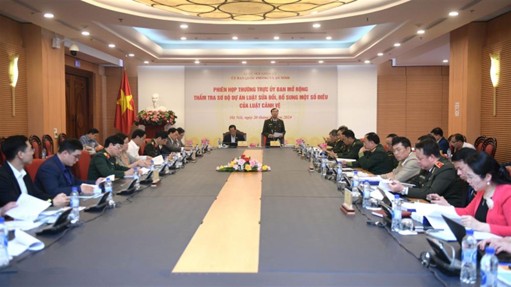 Toàn cảnh phiên họp.