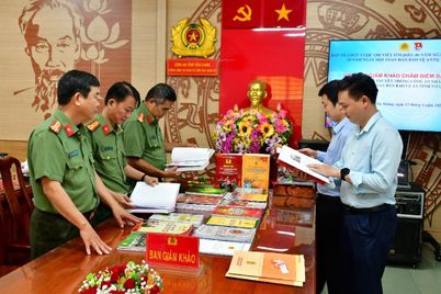 Tiền Giang: Hơn 1.000 bài dự thi tìm hiểu lịch sử Công an nhân dân và phong trào toàn dân bảo vệ an ninh Tổ quốc