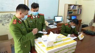 Thái Bình: Phát hiện, thu giữ 1.000 bộ kit test nhanh Covid 19 không rõ nguồn gốc xuất xứ
