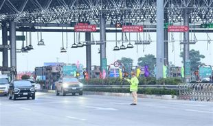 Tình hình trật tự, an toàn giao thông trong ngày đầu tiên kỳ nghỉ Tết Nguyên đán Quý Mão 2023