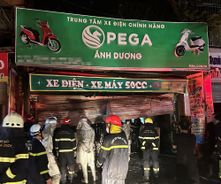 Cháy cửa hàng kinh doanh xe đạp, xe máy điện tại huyện Hoài Đức, TP Hà Nội