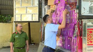 Hưng Yên: Phát hiện gần 21.000 chiếc bánh Trung thu không rõ nguồn gốc