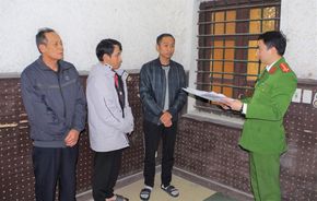 Hà Nam: Bắt 3 đối tượng bán 600 giấy khám sức khỏe giả