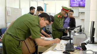 Khởi tố 2 bị can chiếm đoạt thuốc bảo hiểm y tế tại Bệnh viện Đa khoa tỉnh Lâm Đồng
