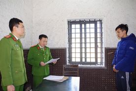 Hà Nam: Khởi tố đối tượng lái xe ô tô đâm vào lực lượng Cảnh sát giao thông đang làm nhiệm vụ