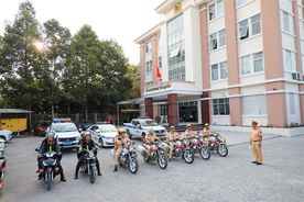 Lực lượng Cảnh sát giao thông xử lý hơn 2.300 trường hợp vi phạm nồng độ cồn trong ngày đầu cao điểm ra quân