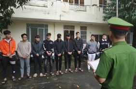 Khởi tố nhóm thanh thiếu niên gây náo loạn đường phố trong đêm