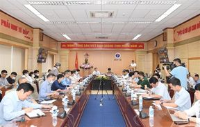Quán triệt việc "làm sạch" dữ liệu tiêm chủng COVID-19