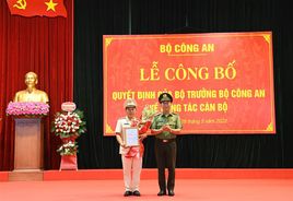 Công bố các Quyết định của Bộ trưởng Bộ Công an về công tác cán bộ
